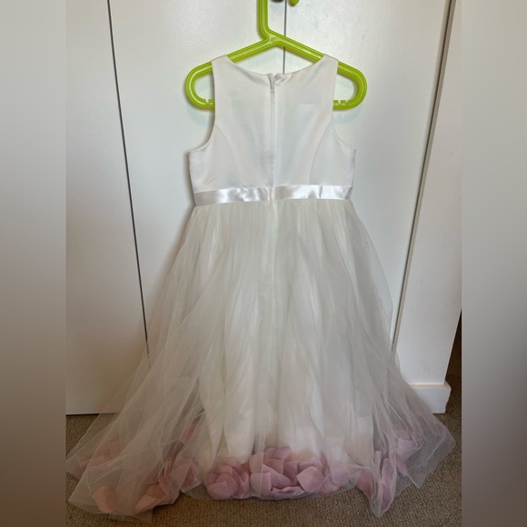 DAVID'S BRIDAL
Satin Tulle Wedding Flower Girl Dress with Colored Petals - Picture 4 of 7